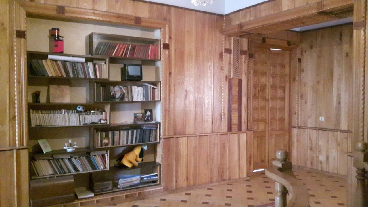 Guli Otel Gori Dış mekan fotoğraf