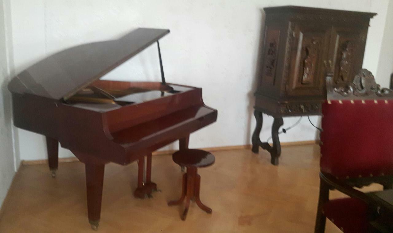 Guli Otel Gori Dış mekan fotoğraf